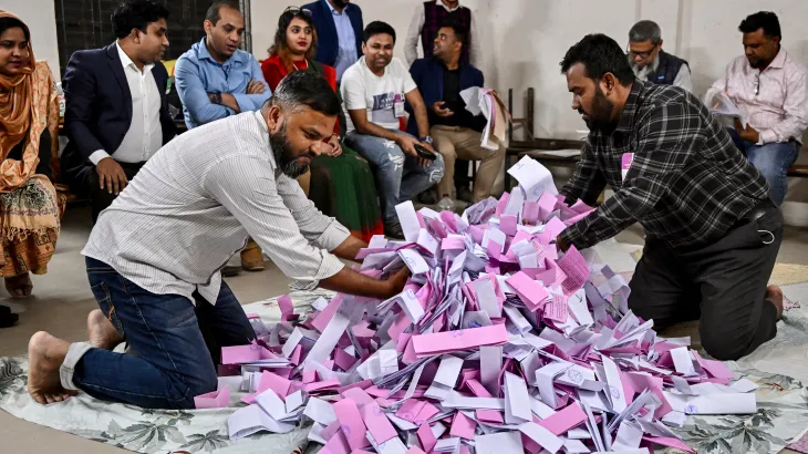 बंगलादेशमा ४८ प्रतिशत मतदान, मतगणना सुरु